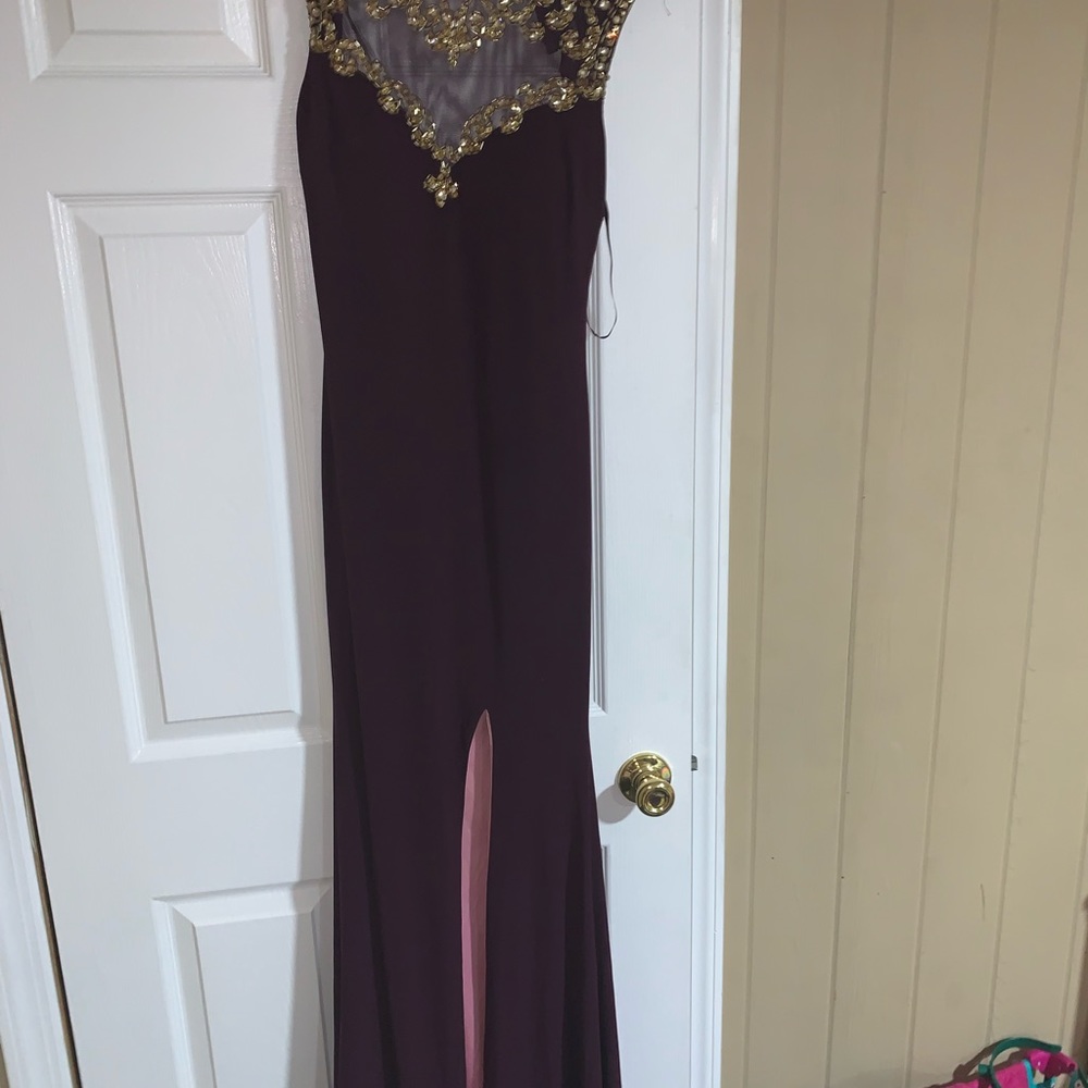 Dress - Picture 4 of 4